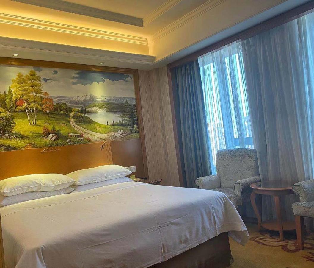 Vienna International Hotel Hangzhou Zhuantang Art School Wenyan المظهر الخارجي الصورة