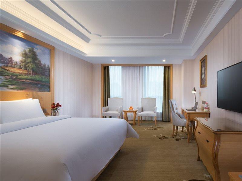 Vienna International Hotel Hangzhou Zhuantang Art School Wenyan المظهر الخارجي الصورة